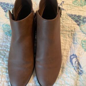 JC Penny ankle boots Like New